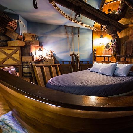 Feather Nest Inn (Adults Only) Cherry Hills Village 외부 사진