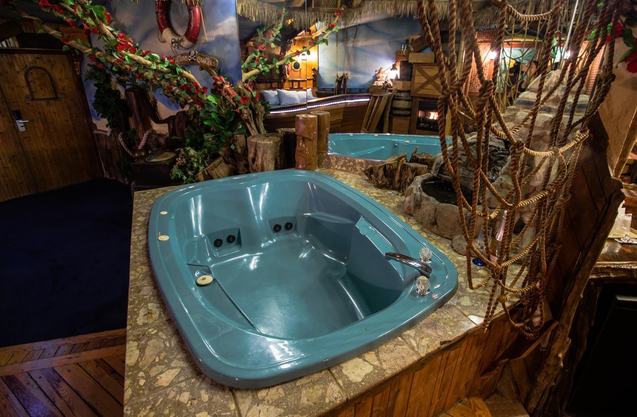 Feather Nest Inn (Adults Only) Cherry Hills Village 외부 사진
