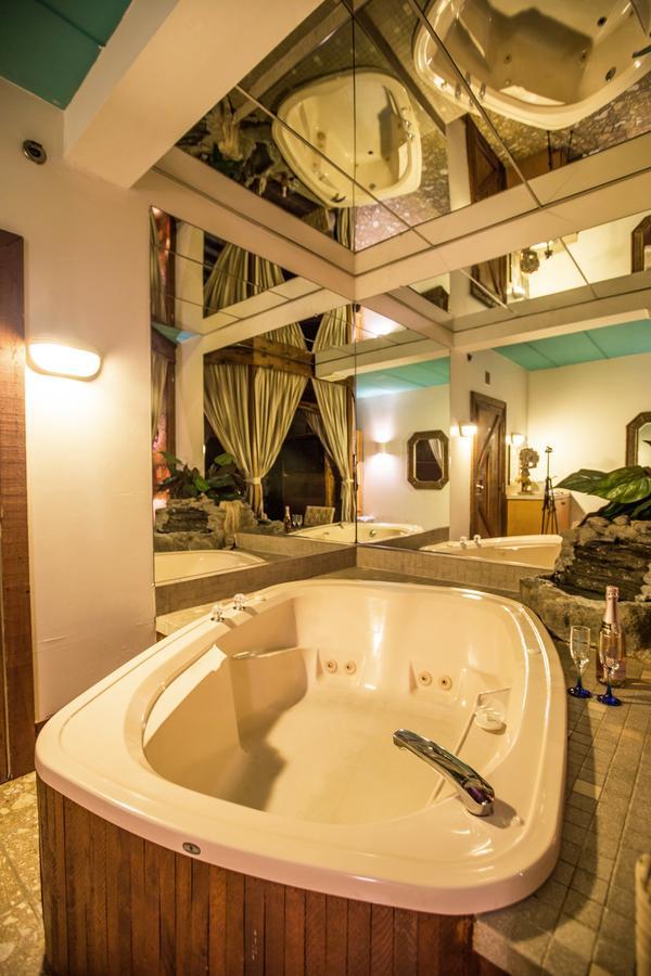 Feather Nest Inn (Adults Only) Cherry Hills Village 외부 사진